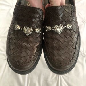 Brighton slide loafers color brown size 6